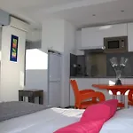 Duplex 121a, Port Nature
